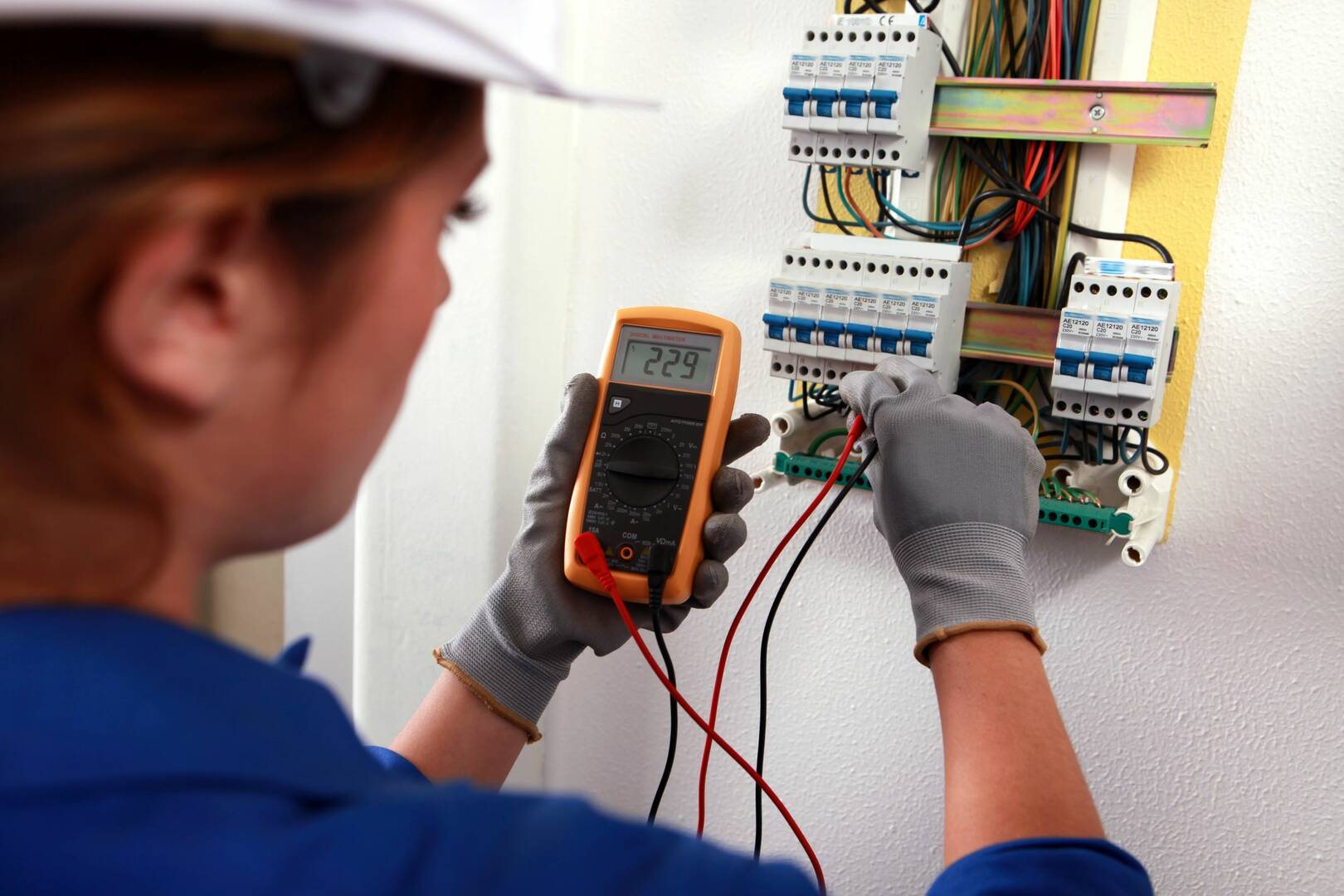 Aquest Electrical